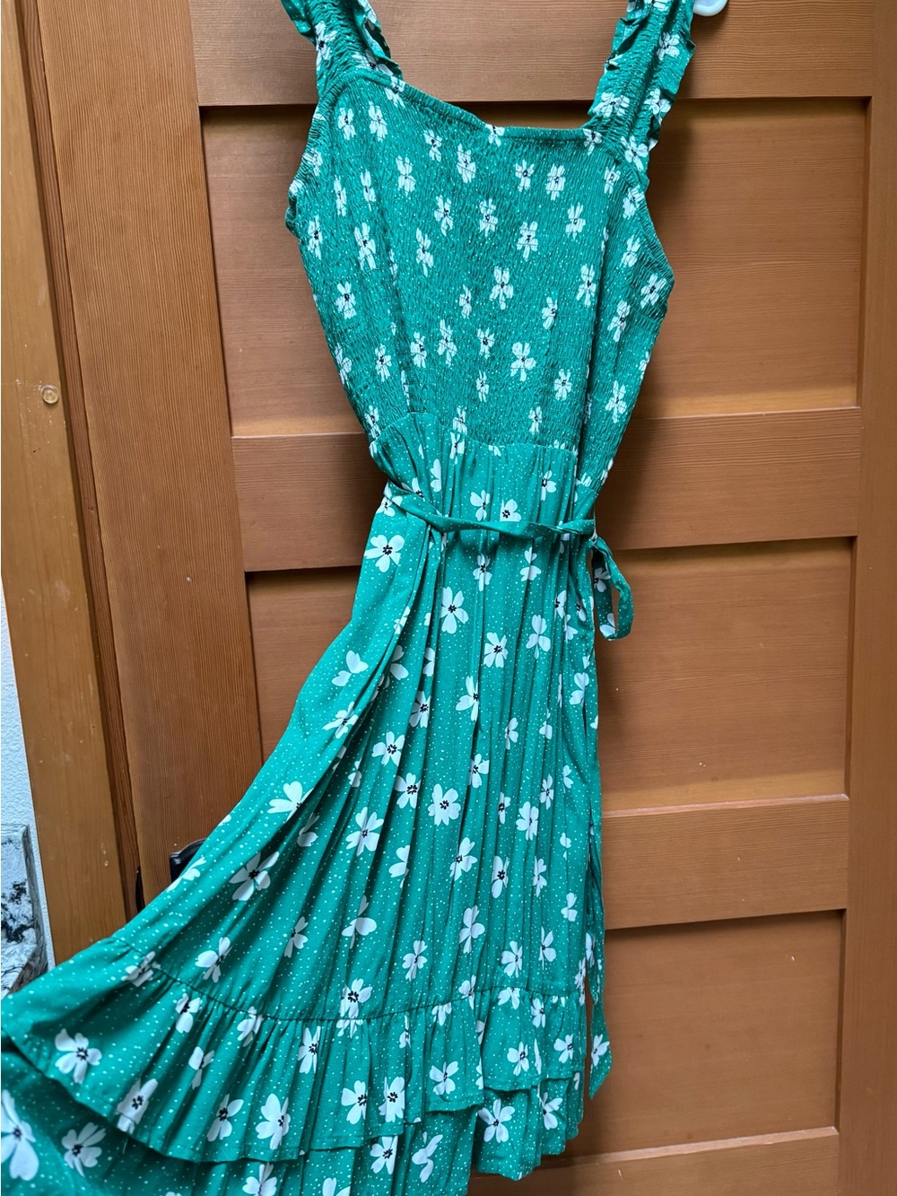 NWOT Green & white Floral Smocked Dress